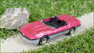 Model Autíčka Matchbox 1987 Corvette - bez předního skla