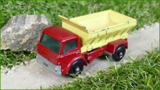 Model Autíčka Matchbox No.70 - Crit Spreading Truck (Lesney)
