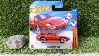 Angličák Model Autíčka Hot Wheels 1983 Porsche 928S (MUSCLE MANIA)