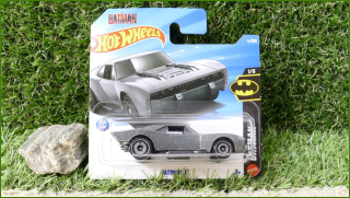 Angličák Model Autíčka Hot Wheels Batmobile (BATMAN)