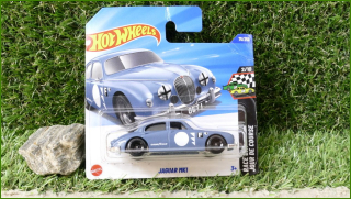 Angličák Model Autíčka Hot Wheels Jaguar MK1 (RACE DAY)