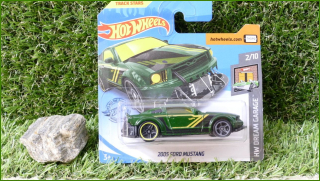 Angličák Model Autíčka Hot Wheels 2005 Ford Mustang (HW DREAM GARAGE)