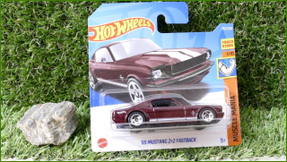 Angličák Model Autíčka Hot Wheels ´65 Mustang 2+2 Fastback (MUSCLE MANIA)