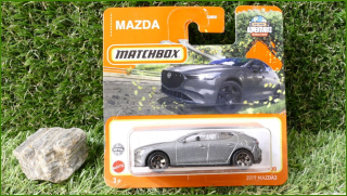 Matchbox Autíčko 2019 Mazda3