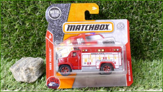 Matchbox Autíčko MBX Ambulance