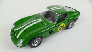 Kovový Model Bburago 1:18 - Ferrari GTO (1962)