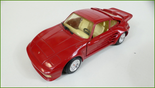 Model Auta Revell 1:24 - Gemballa Avalanche / Cyrrus