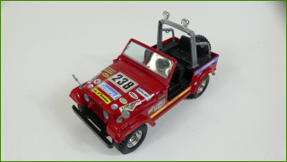 Model Auta Bburago 1:24 - Jeep CJ-7