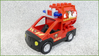 Lego® Duplo® hasičské auto s funkčním majáčkem